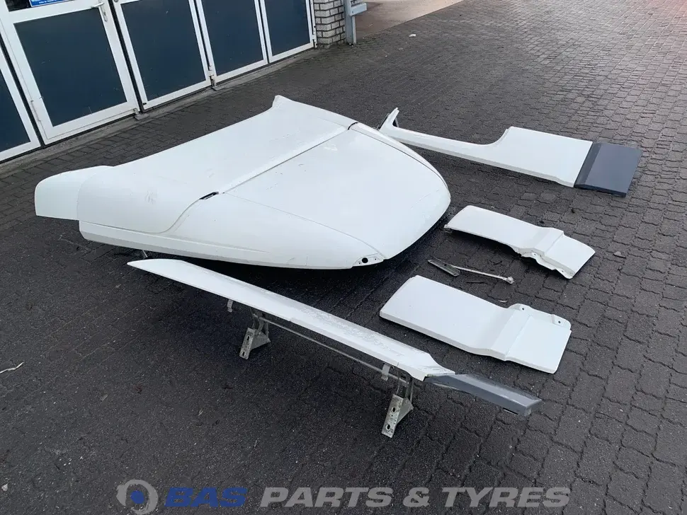 Kit de becquet DAF XF106 Space Cab L2H2 1836000 Kit de becquet DAF XF106 Space Cab L2H2 1836000