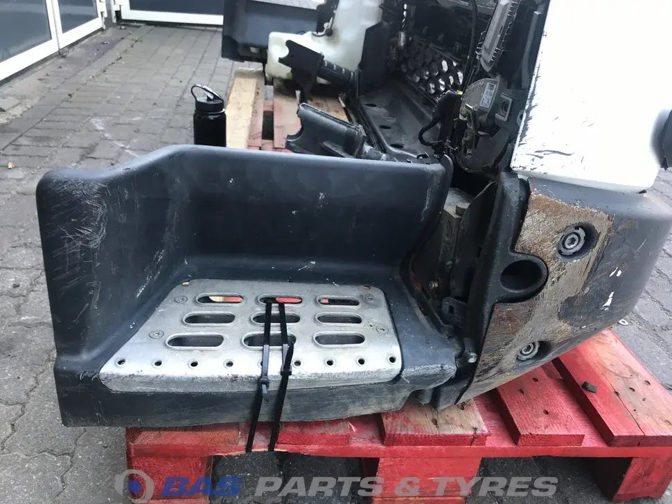 Stoβstange Volvo FMX Euro 6 21731614 Stoβstange Volvo FMX Euro 6 21731614