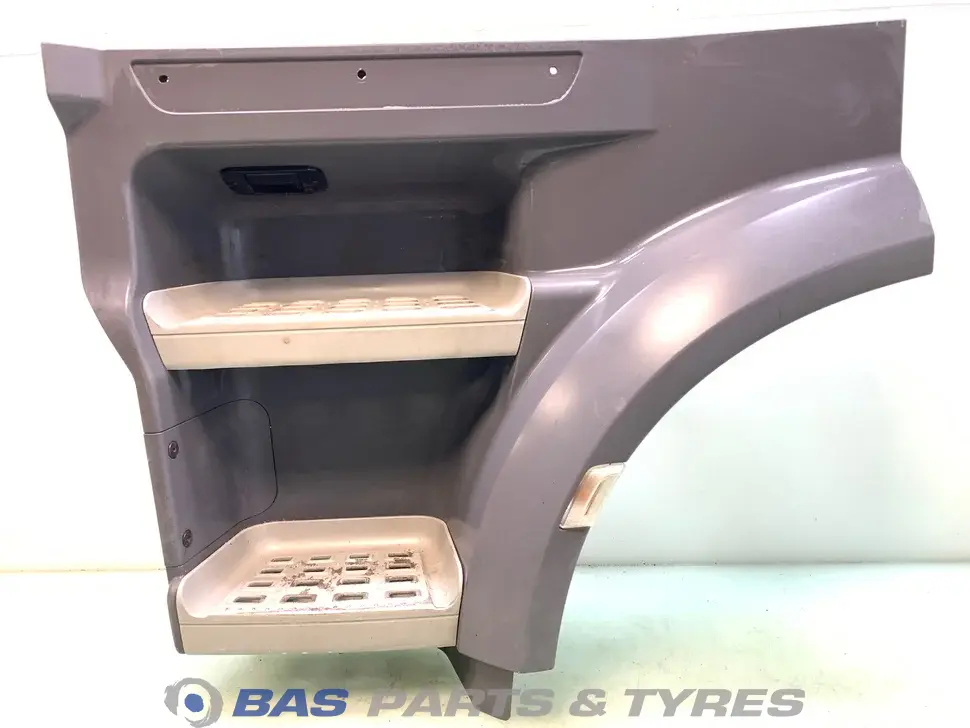 Einsteig Links DAF 1835023 Einsteig Links DAF 1835023