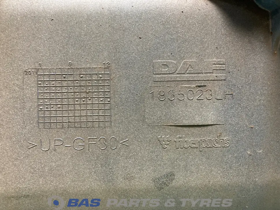 Einsteig Links DAF 1835023 Einsteig Links DAF 1835023