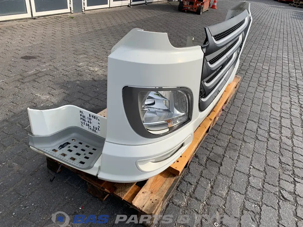 Parachoques DAF XF106 Parachoques DAF XF106