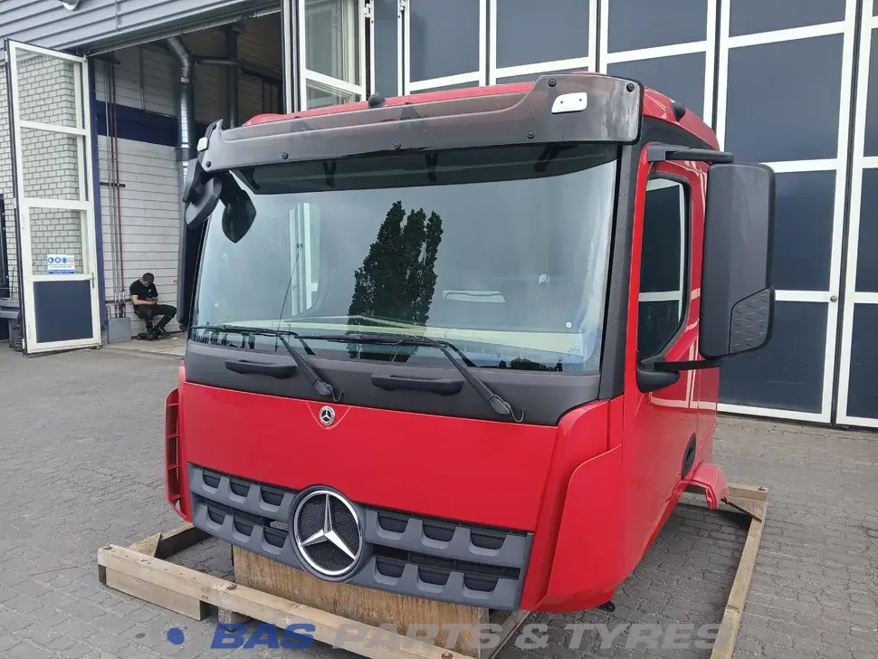 Mercedes Actros MP4 ClassicSpace L-cab L2H1 Mercedes Actros MP4 ClassicSpace L-cab L2H1
