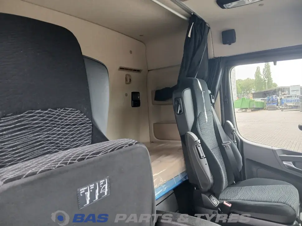 Mercedes Actros MP4 ClassicSpace L-cab L2H1 Mercedes Actros MP4 ClassicSpace L-cab L2H1