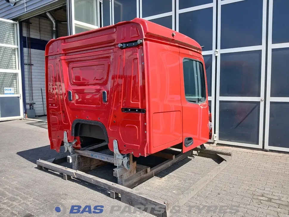 Mercedes Actros MP4 ClassicSpace L-cab L2H1 A 000 600 10 05 Mercedes Actros MP4 ClassicSpace L-cab L2H1 A 000 600 10 05