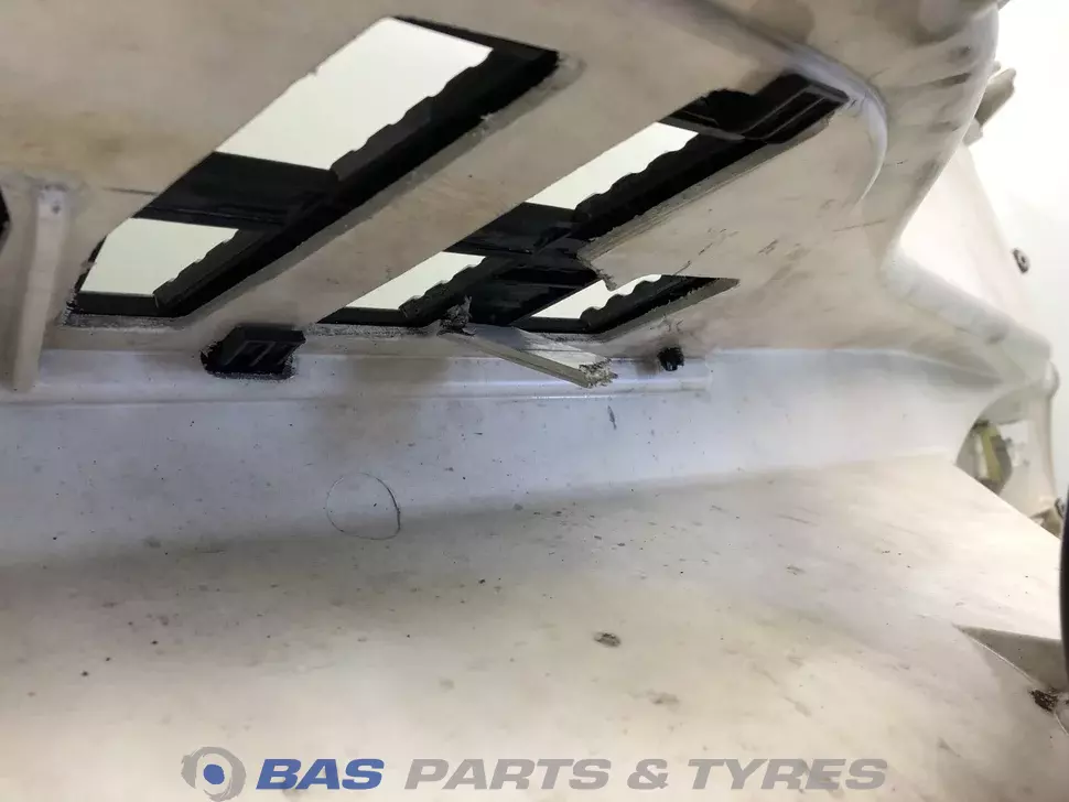 Caisson demmarchement Droite Mercedes A 960 666 51 03 Caisson demmarchement Droite Mercedes A 960 666 51 03