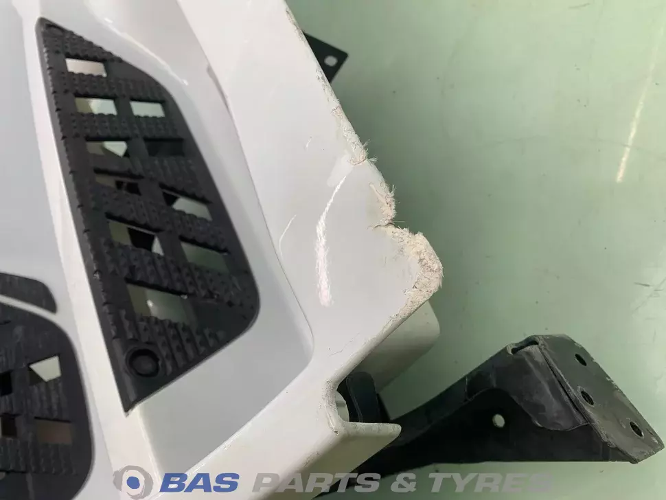 Caisson demmarchement Droite Mercedes A 961 666 27 01 Caisson demmarchement Droite Mercedes A 961 666 27 01