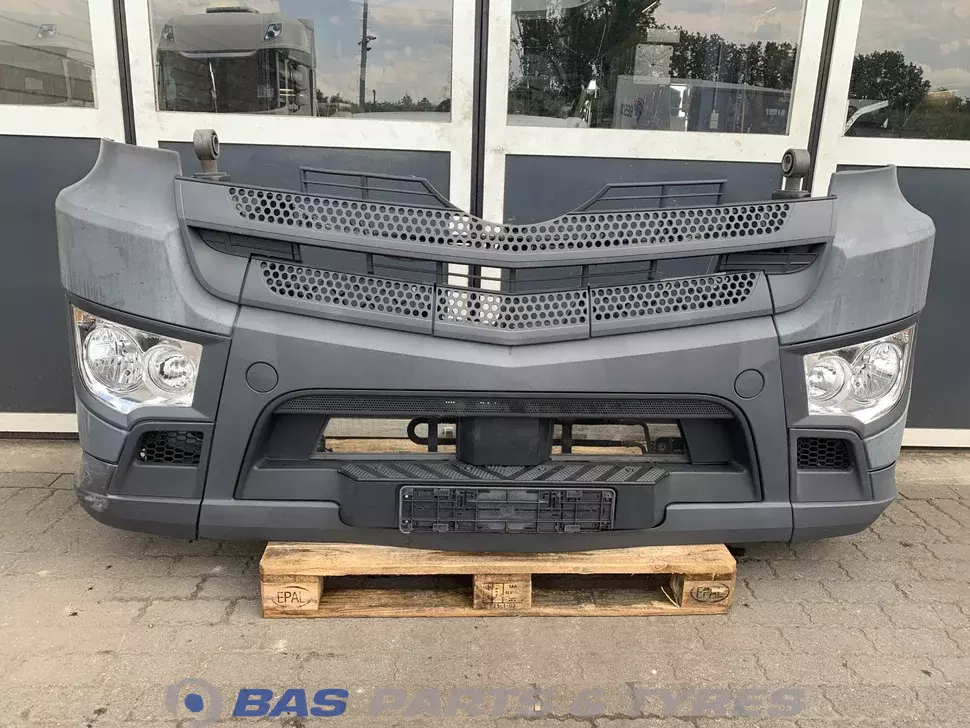 Parachoque Mercedes Antos MP4 A 960 310 23 22 Parachoque Mercedes Antos MP4 A 960 310 23 22