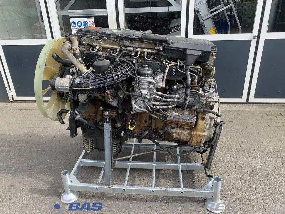 Mercedes truck engine