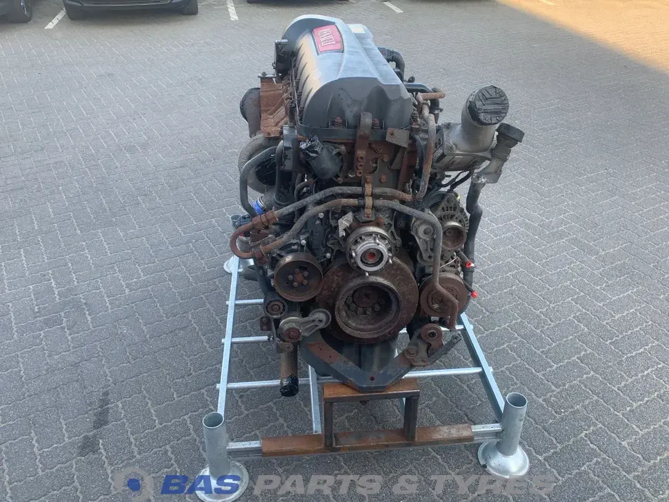 Engine Renault DXi11 370 7422083486 Engine Renault DXi11 370 7422083486