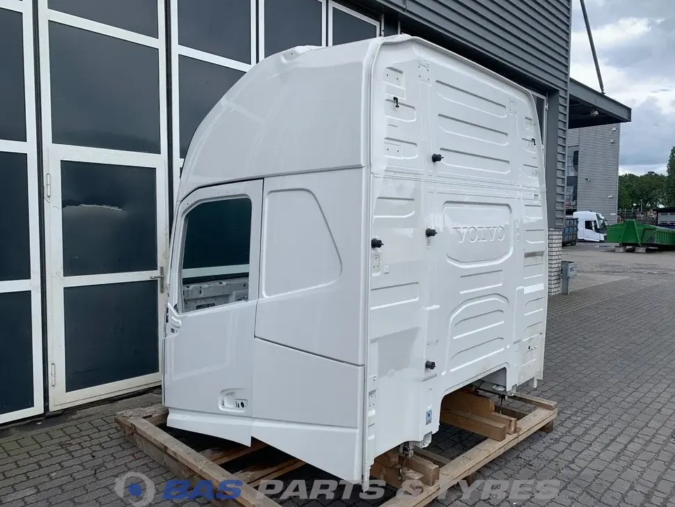 Volvo FH4B Globetrotter XL L2H3 82423324 Volvo FH4B Globetrotter XL L2H3 82423324