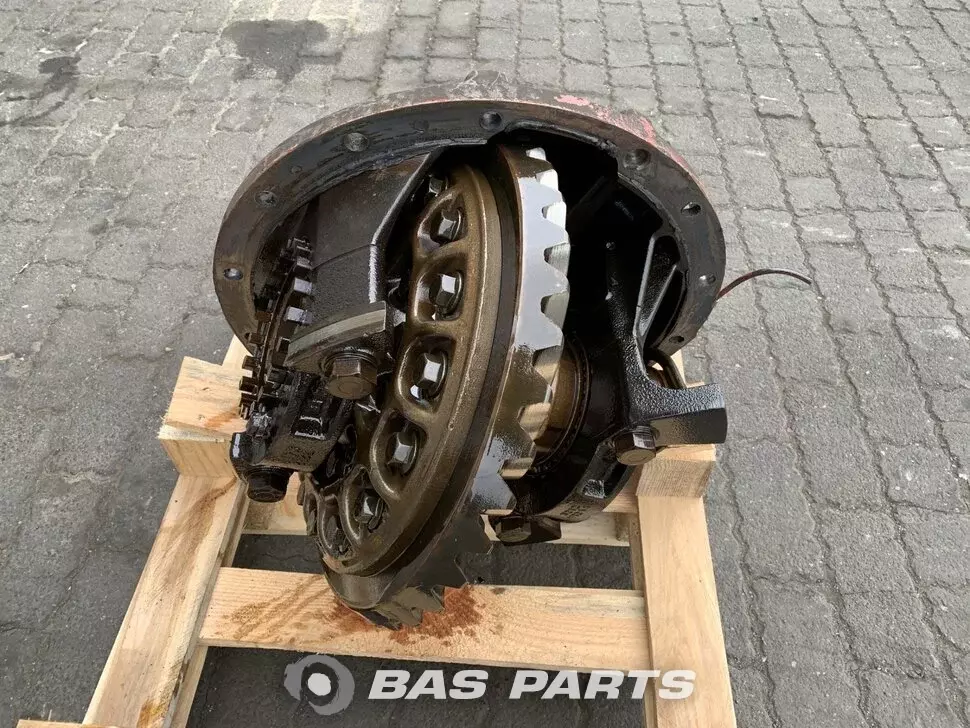 التفاضليه Iveco 177E 42538380 التفاضليه Iveco 177E 42538380