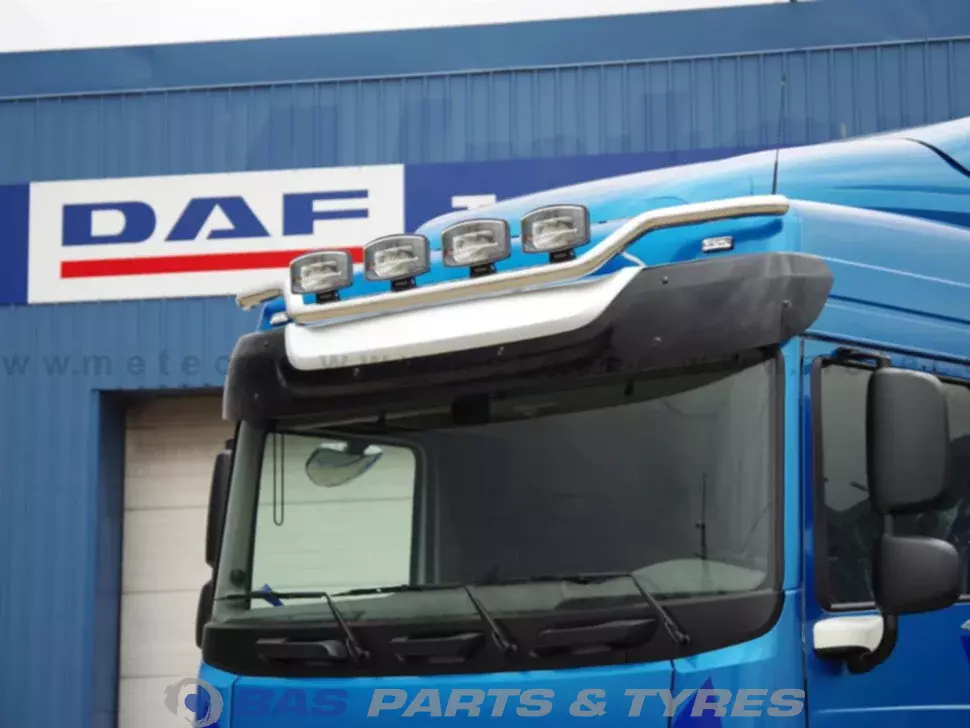 Roof light bracket DAF XF106