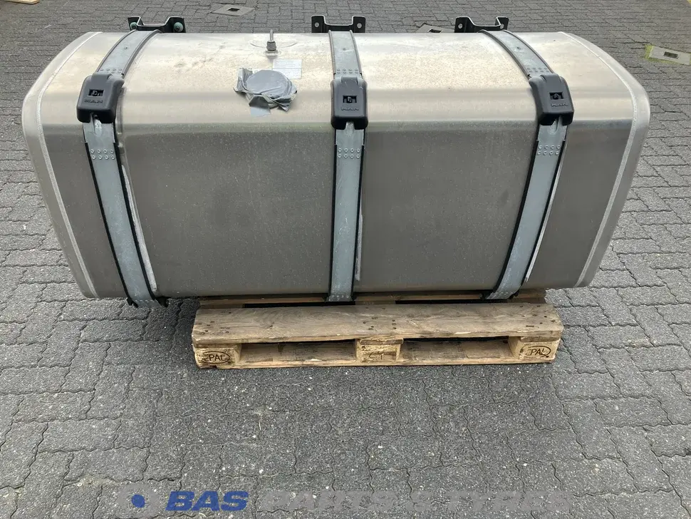 Fuel tank Fuel tank