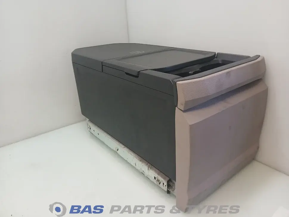 Frigider DAF XG 35 Liter 2318729 Frigider DAF XG 35 Liter 2318729
