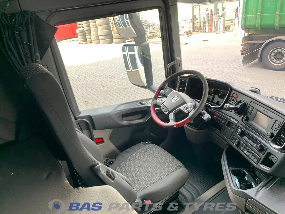 Scania R-Serie CR-20 Highline L3H3 2047000 Scania R-Serie CR-20 Highline L3H3 2047000