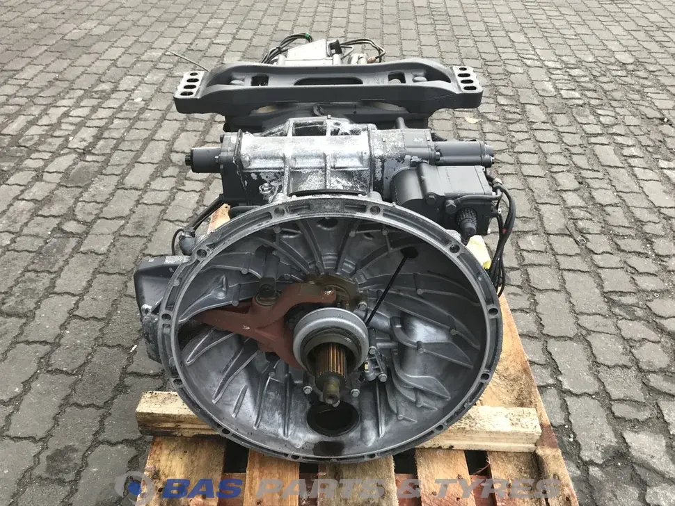 Scania GRS895R Opticruise Boîte de vitesses 2475796 Scania GRS895R Opticruise Boîte de vitesses 2475796