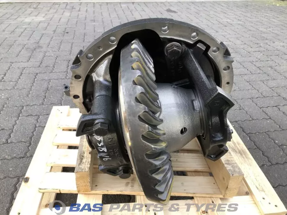 Differenziale Meritor RSS1344C Iveco 42560543 Differenziale Meritor RSS1344C Iveco 42560543