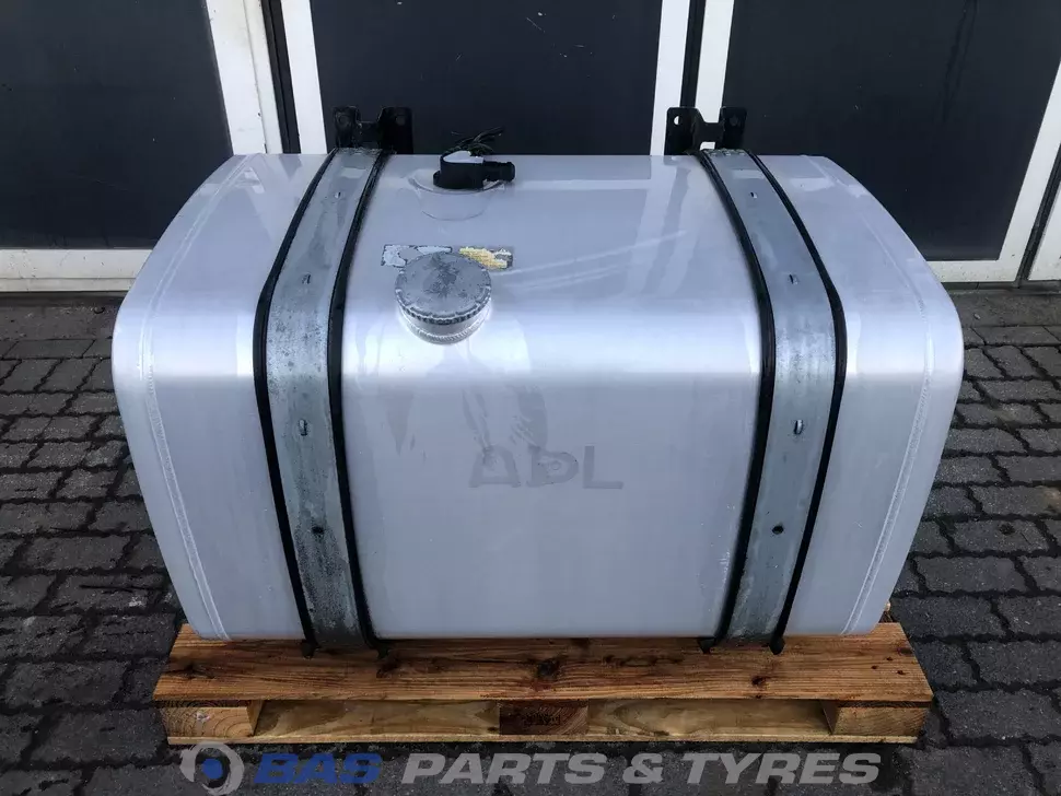 Tanque de combustivel MAN 390 Liter 81122015920 Tanque de combustivel MAN 390 Liter 81122015920