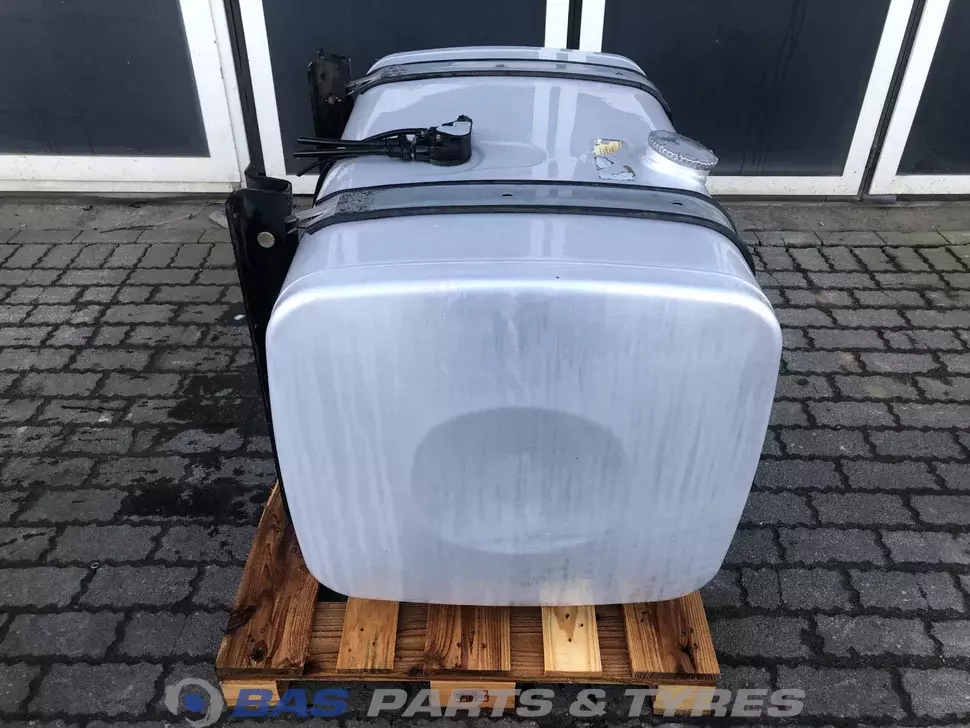Tanque de combustivel MAN 390 Liter 81122015920 Tanque de combustivel MAN 390 Liter 81122015920