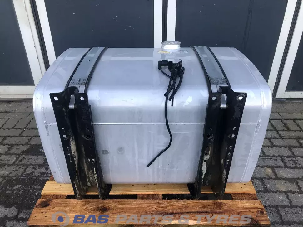 Tanque de combustivel MAN 390 Liter 81122015920 Tanque de combustivel MAN 390 Liter 81122015920