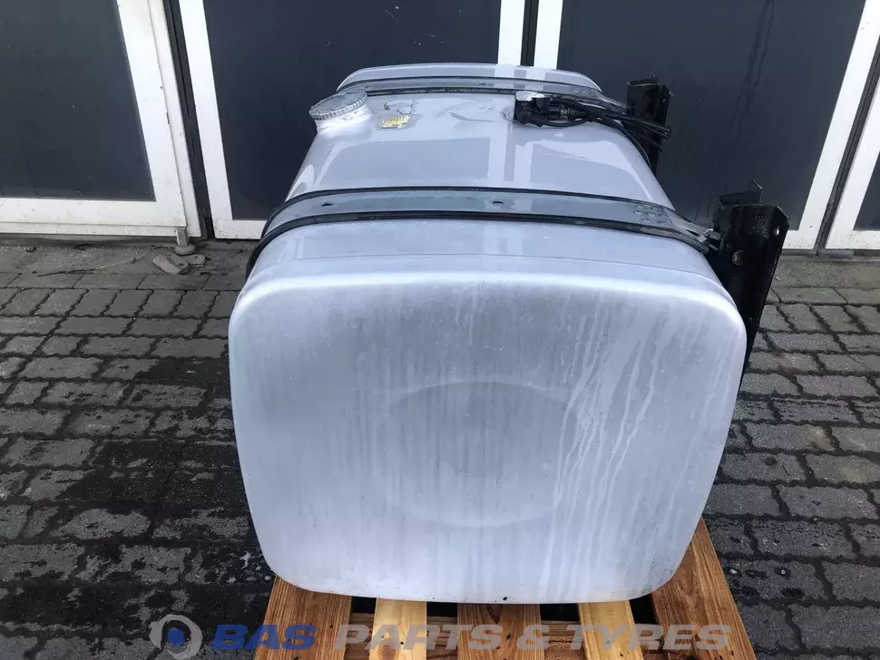 Tanque de combustivel MAN 390 Liter 81122015920 Tanque de combustivel MAN 390 Liter 81122015920