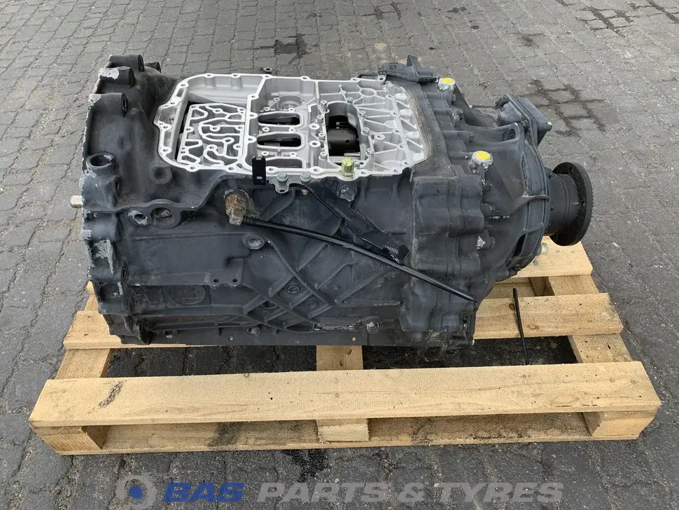 MAN 12TX2620 DD TraXon Boîte de vitesses 81301010202 MAN 12TX2620 DD TraXon Boîte de vitesses 81301010202