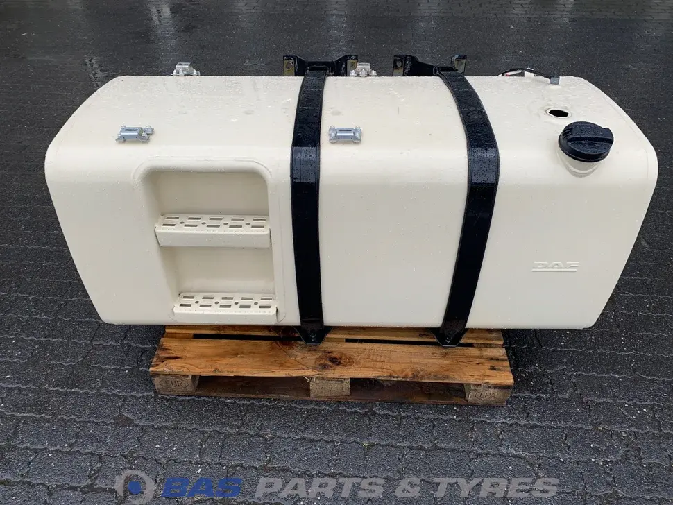 Réservoir carburant DAF 700 Liter 1624519 Réservoir carburant DAF 700 Liter 1624519