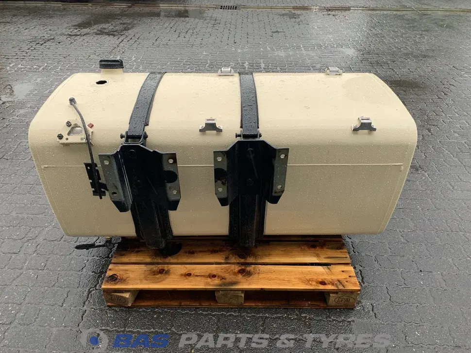 Réservoir carburant DAF 700 Liter 1624519 Réservoir carburant DAF 700 Liter 1624519