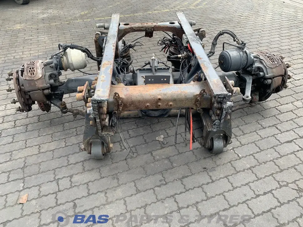 Axa trasă 1895937 1895937 Axa trasă 1895937 1895937
