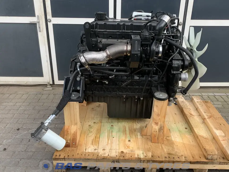 Engine Doosan DL08-MFE00 Engine Doosan DL08-MFE00