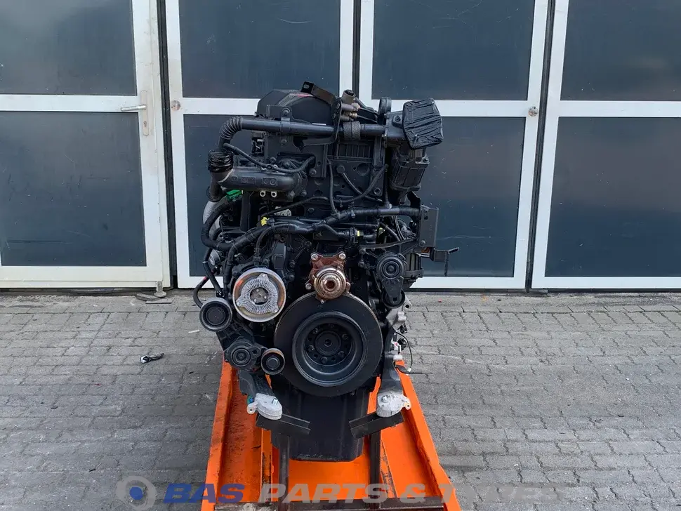Motor Renault DTI13 480 K4 7421368560 Motor Renault DTI13 480 K4 7421368560