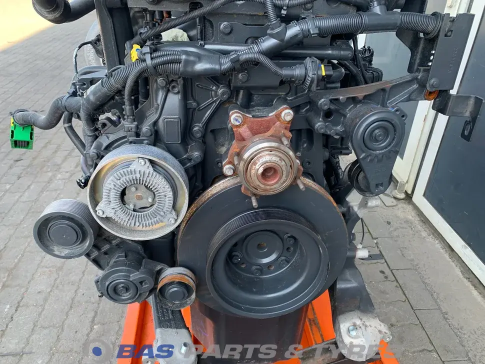 Motor Renault DTI13 480 K4 7421368560 Motor Renault DTI13 480 K4 7421368560