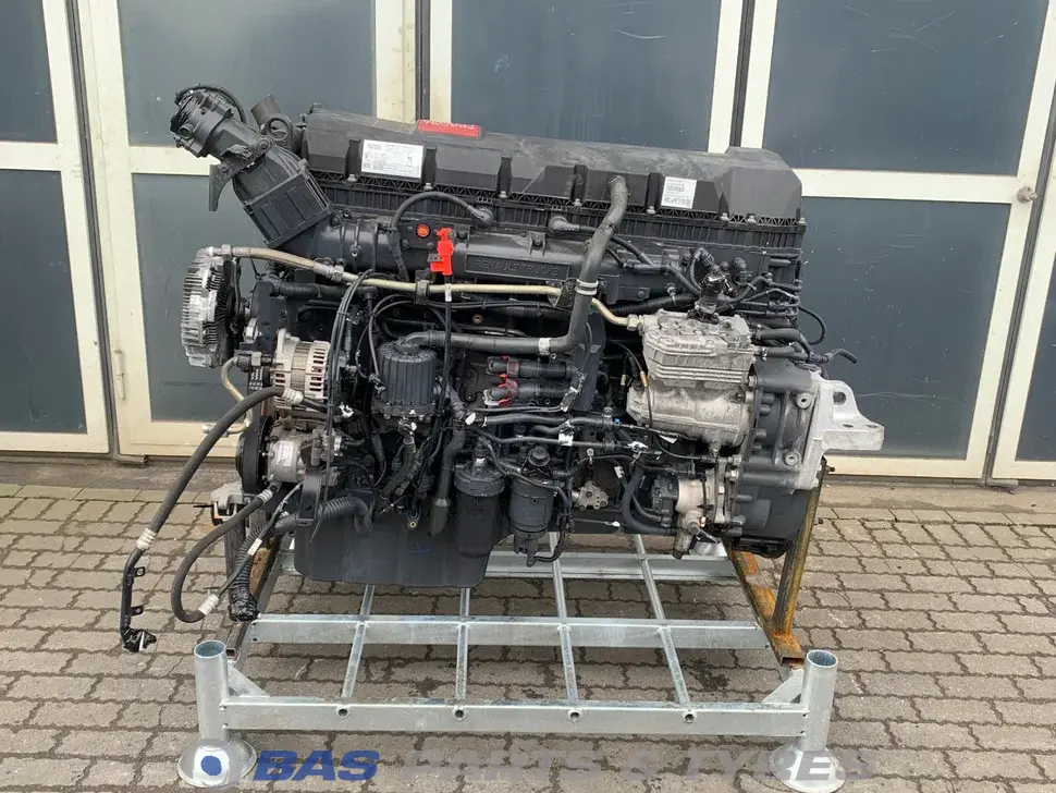 Engine Renault DE13 480 K8 7423295509 Engine Renault DE13 480 K8 7423295509
