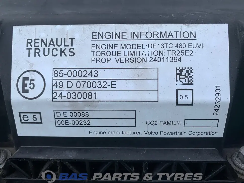 Engine Renault DE13 480 K8 7423295509 Engine Renault DE13 480 K8 7423295509