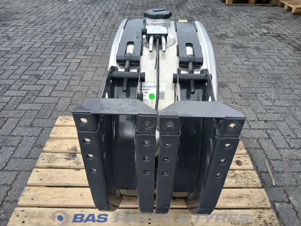 خزان الوقود Volvo 150 Liter 21210530 خزان الوقود Volvo 150 Liter 21210530