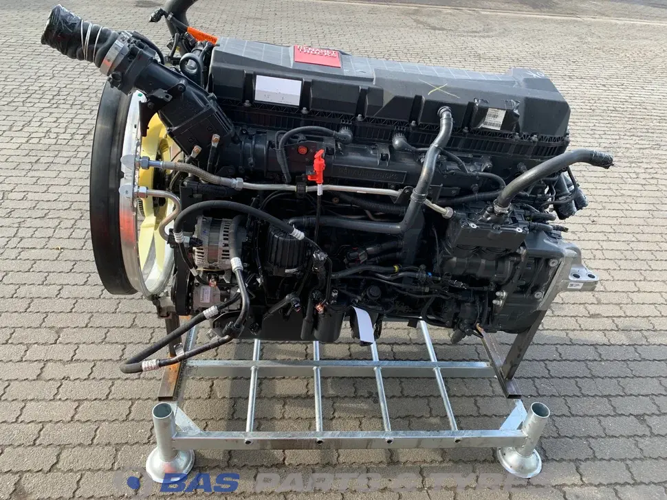 Engine Renault DE13 520 K7 7421368560 Engine Renault DE13 520 K7 7421368560
