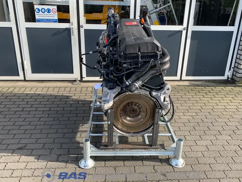 Engine Renault DE13 520 K7 7421368560 Engine Renault DE13 520 K7 7421368560