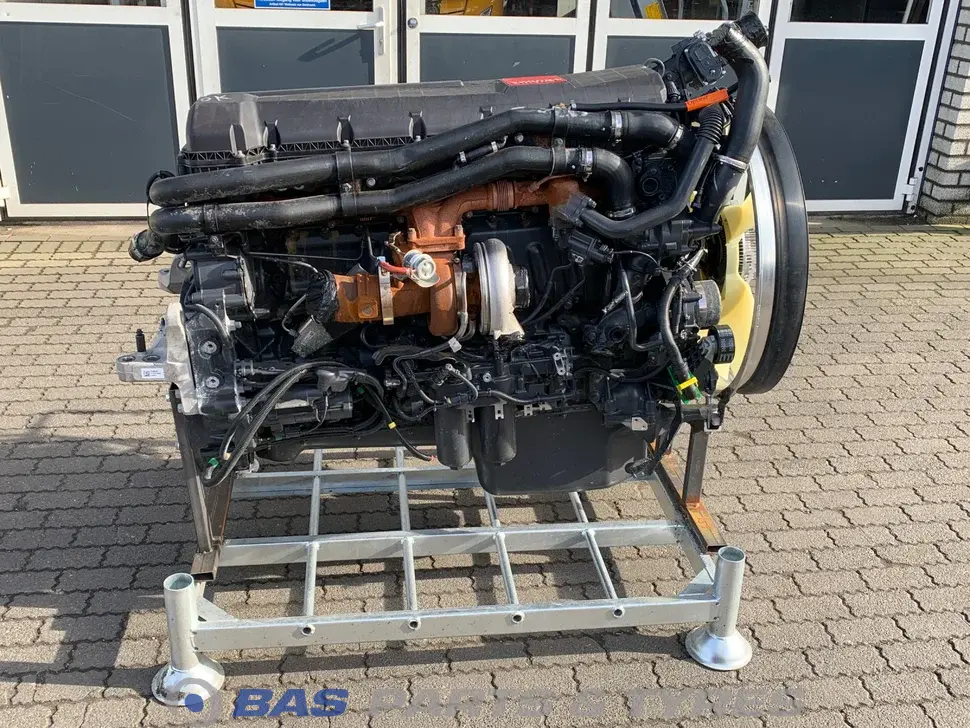 Engine Renault DE13 520 K7 7421368560 Engine Renault DE13 520 K7 7421368560