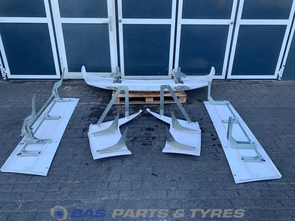 Kit de becquet DAF XF G2 Sleeper High Cab L2H2 2302933 Kit de becquet DAF XF G2 Sleeper High Cab L2H2 2302933