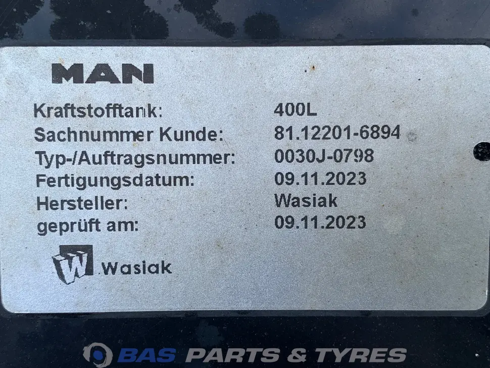 Réservoir carburant MAN 400 Liter 81122016894 Réservoir carburant MAN 400 Liter 81122016894