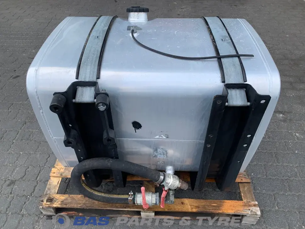 Réservoir carburant MAN 450 Liter 81122015933 Réservoir carburant MAN 450 Liter 81122015933