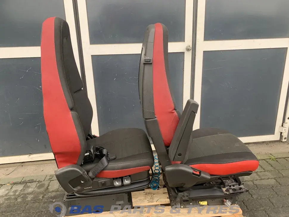Stoelen set Volvo 84160057 Stoelen set Volvo 84160057